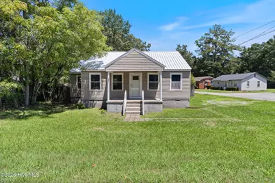 707 E Broad Street, Elizabethtown, NC 28337 - Photo 3