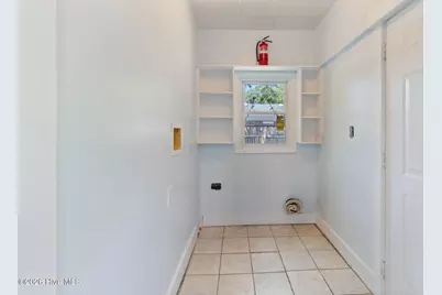707 E Broad Street, Elizabethtown, NC 28337 - Photo 11