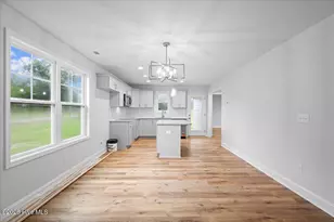 104 Lee St, Roseboro, NC 28382 - Photo 13