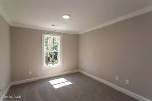 519 N Sycamore St, Aberdeen, NC 28315 - Photo 25