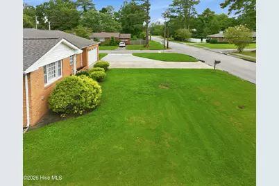 319 Doris Avenue E, Jacksonville, NC 28540 - Photo 5