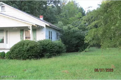 17 Dot Avenue, Lumberton, NC 28360 - Photo 5