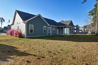 375 W Goldeneye Lane, Sneads Ferry, NC 28460 - Photo 5