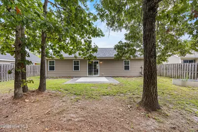 421 Ridgeway Drive, Sneads Ferry, NC 28460 - Photo 27