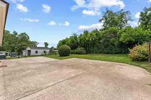 1313 Martinique Dr, Augusta, GA 30909 - Photo 33
