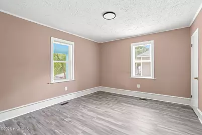211 E Williamson Street, Mount Olive, NC 28365 - Photo 25