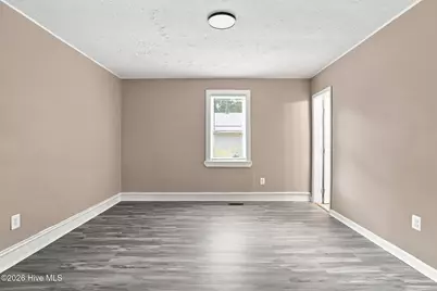 211 E Williamson Street, Mount Olive, NC 28365 - Photo 21