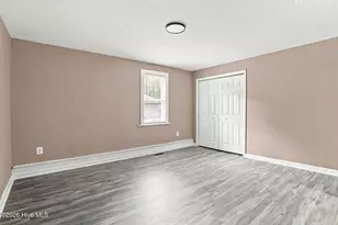 211 E Williamson St, Mount Olive, NC 28365 - Photo 9