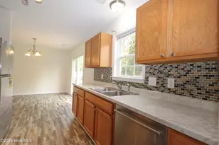 110 Goldie Ln, Beulaville, NC 28518 - Photo 11