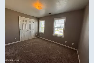 302 Streamwood Drive, Jacksonville, NC 28546 - Photo 5
