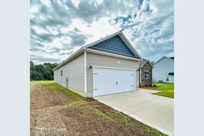 303 Wrenview Court, Jacksonville, NC 28546 - Photo 3
