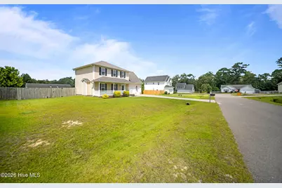 302 Springcreek Court, Hubert, NC 28539 - Photo 3