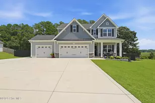 247 Enfield Dr, Carthage, NC 28327 - Photo 1