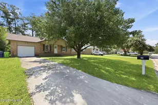 205 Wildwood Rd, Havelock, NC 28532 - Photo 3