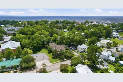 600 Broad Street, Oriental, NC 28571 - Photo 81