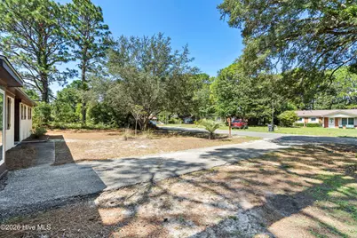 4782 Oakview Drive SE, Southport, NC 28461 - Photo 9