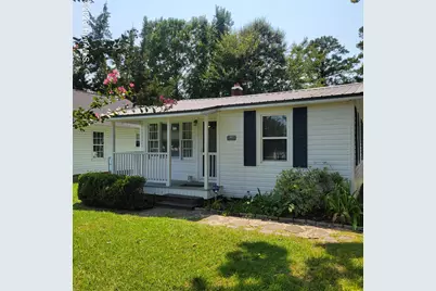 207 N Dudley Street, Burgaw, NC 28425 - Photo 1
