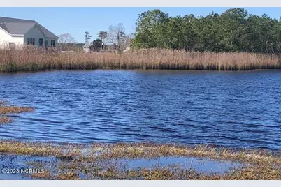 123 E Dowry Creek E, Belhaven, NC 27810 - Photo 5