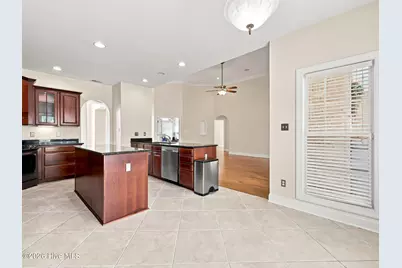 304 Drayton Hall, Jacksonville, NC 28540 - Photo 25