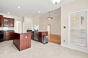 304 Drayton Hall, Jacksonville, NC 28540 - Photo 25