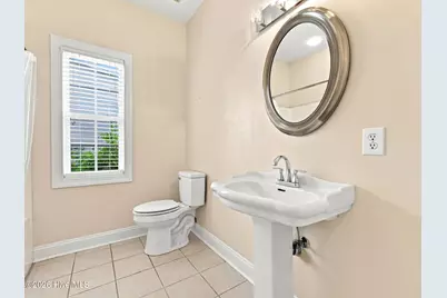 304 Drayton Hall, Jacksonville, NC 28540 - Photo 33