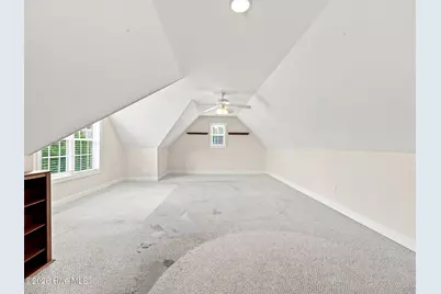 304 Drayton Hall, Jacksonville, NC 28540 - Photo 13