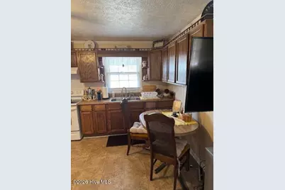 666 Faith Road, Pembroke, NC 28372 - Photo 7