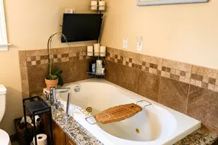 16000 Wildlife Ln, Wagram, NC 28396 - Photo 17