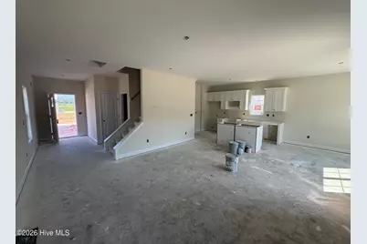 189 Ashley Heights Drive, Aberdeen, NC 28315 - Photo 5