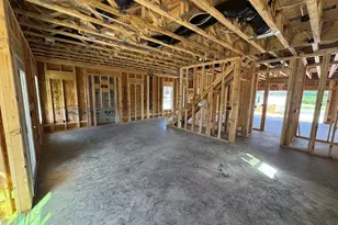 189 Ashley Hts Dr, Aberdeen, NC 28315 - Photo 5