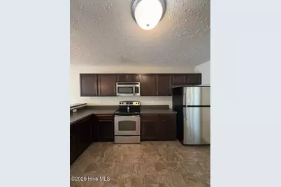 111 Glen Cannon Drive, Jacksonville, NC 28546 - Photo 5
