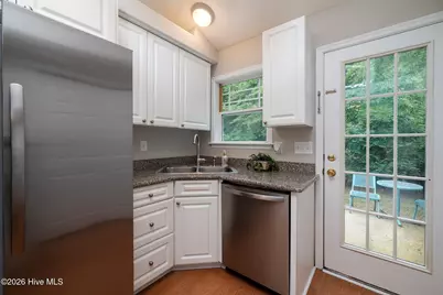 4038 Arbor Green Way, New Bern, NC 28562 - Photo 15