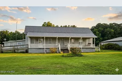 388 Quince Dail Road, Chinquapin, NC 28521 - Photo 1