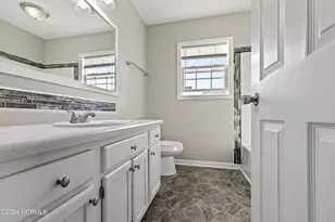 305 Foxridge Ln, Hubert, NC 28539 - Photo 19