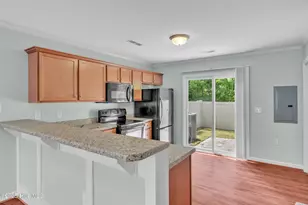 409 Sullivan Loop Rd, Midway Park, NC 28544 - Photo 9