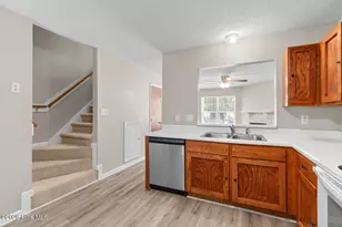 2065 Brandymill Ln, Jacksonville, NC 28546 - Photo 7