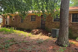 612 Calhoun St, Clinton, NC 28328 - Photo 5