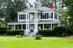 201 N Chestnut St, Clinton, NC 28328 - Photo 5
