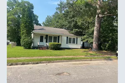 600 Dixon Street, Kinston, NC 28501 - Photo 1