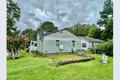 409 E 13th Street, Scotland Neck, NC 27874 - Photo 9