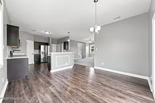 410 Cattle Ranch Ln, Jacksonville, NC 28546 - Photo 9