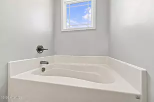 410 Cattle Ranch Ln, Jacksonville, NC 28546 - Photo 25