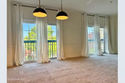 212 Middle Street #303, New Bern, NC 28560 - Photo 1
