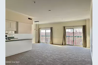 212 Middle Street #303, New Bern, NC 28560 - Photo 3