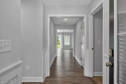 203 Pastoral Court, Sneads Ferry, NC 28460 - Photo 5