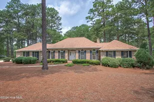 585 Donald Ross Dr, Pinehurst, NC 28374 - Photo 1
