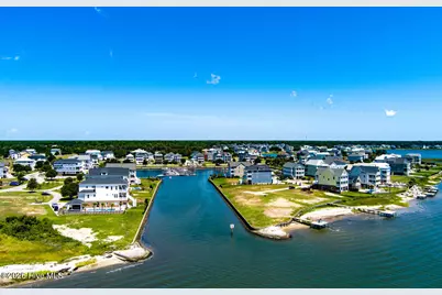 329 Oxton Place, Newport, NC 28570 - Photo 7