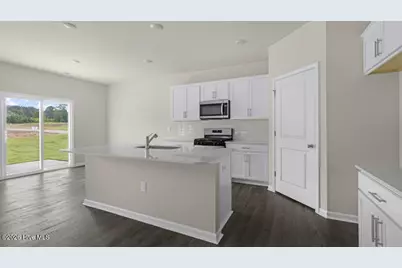 526 Ashley Run, Sanford, NC 27330 - Photo 5