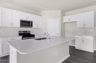 526 Ashley Run, Sanford, NC 27330 - Photo 7