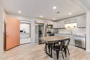 139 NE 18th St, Oak Island, NC 28465 - Photo 5